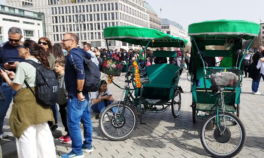 Rickshaw for 2 and Driver-Shared Guide (Combo Vehicle Group) - Key points to know before booking