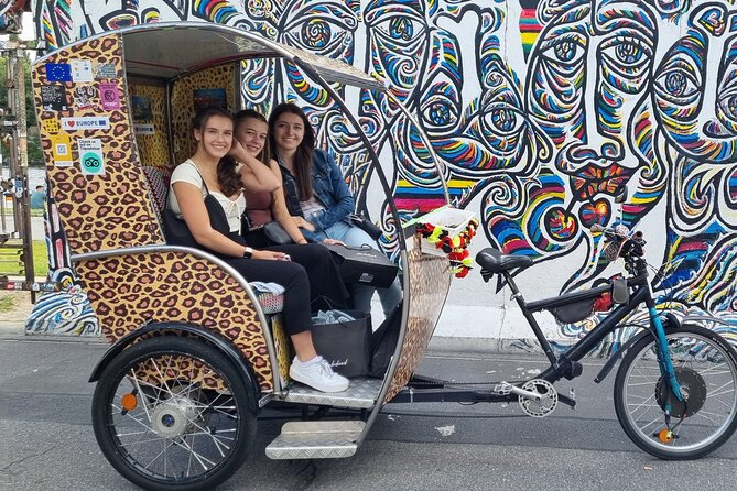 Rickshaw Tours Berlin - Groups of up to 16 people with several rickshaws - Gendarmenmarkt, Bebelplatz, and the old center