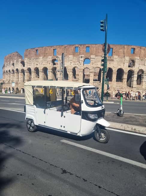 Rome: Electric Tuk-Tuk photo experience with driver - Key points to know before booking