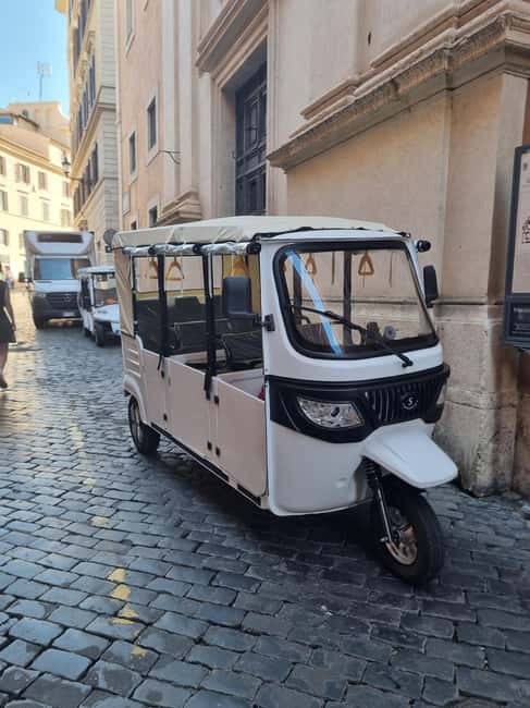 Rome: Electric Tuk-Tuk photo experience with driver - What this Rome tuk-tuk tour is really good at