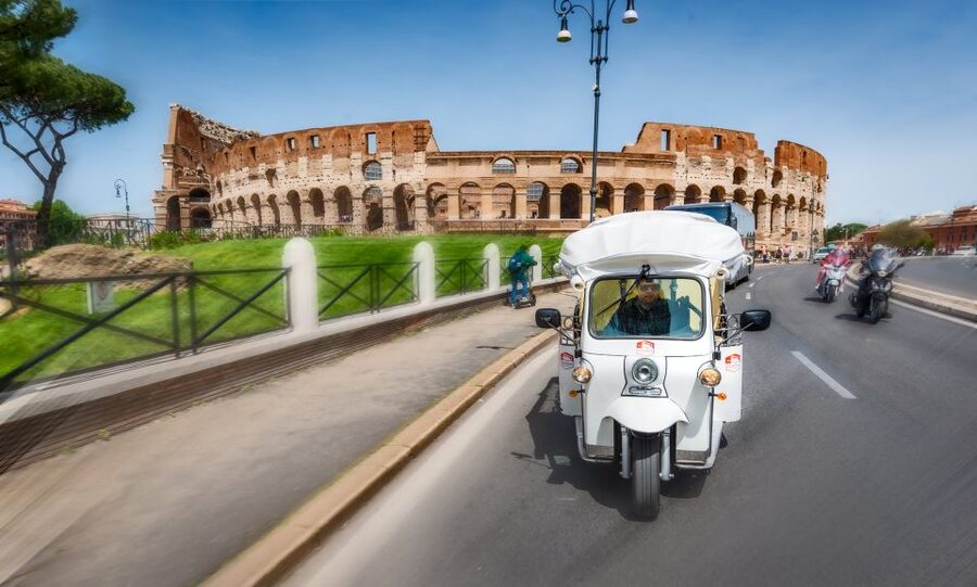Rome: Private City Tour by Electric Tuk Tuk - Panoramic terraces and the best views