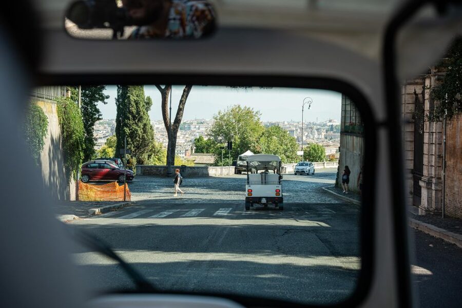 Rome: Private Tuk Tuk Tour with Hotel Pickup and Prosecco - The Colosseum from the road