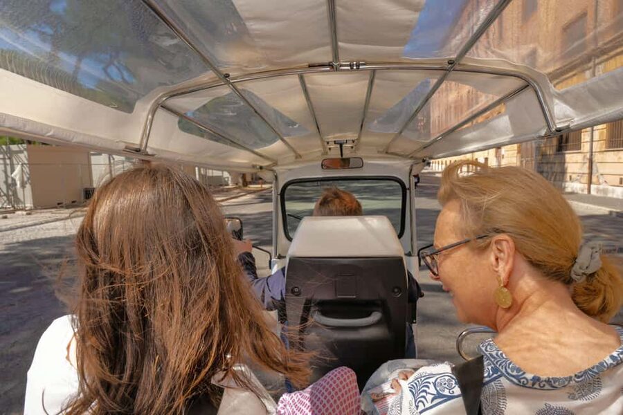 Rome: Tuk-Tuk Guided Tour in Rome City Center - Key points to know before you book