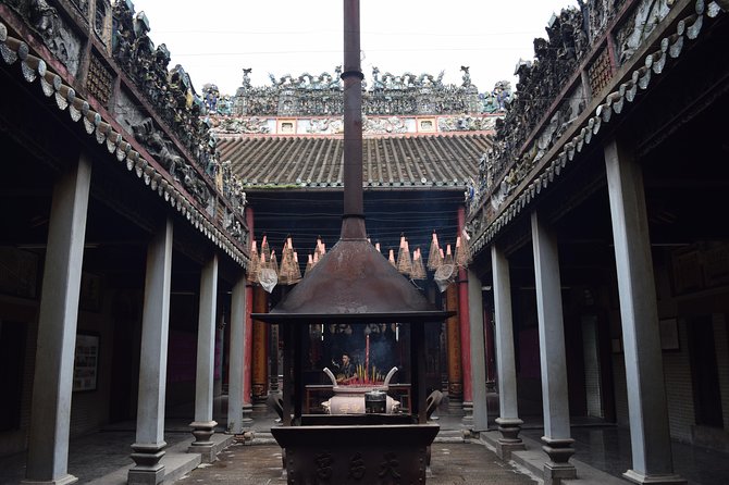 Saigon City One Day Discover By Cyclo Ride Private Tour With Guide - Forty-five minutes at the War Remnants Museum