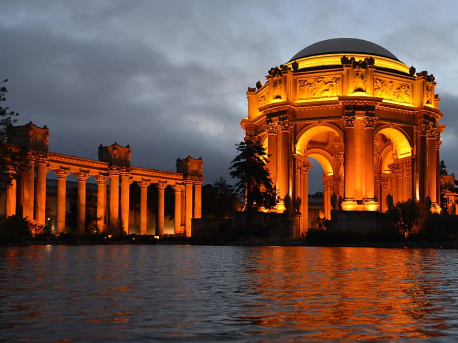 San Francisco: 2-Hour Private Tuk Tuk Night Tour - Jackson Square, the Financial District, and the Embarcadero