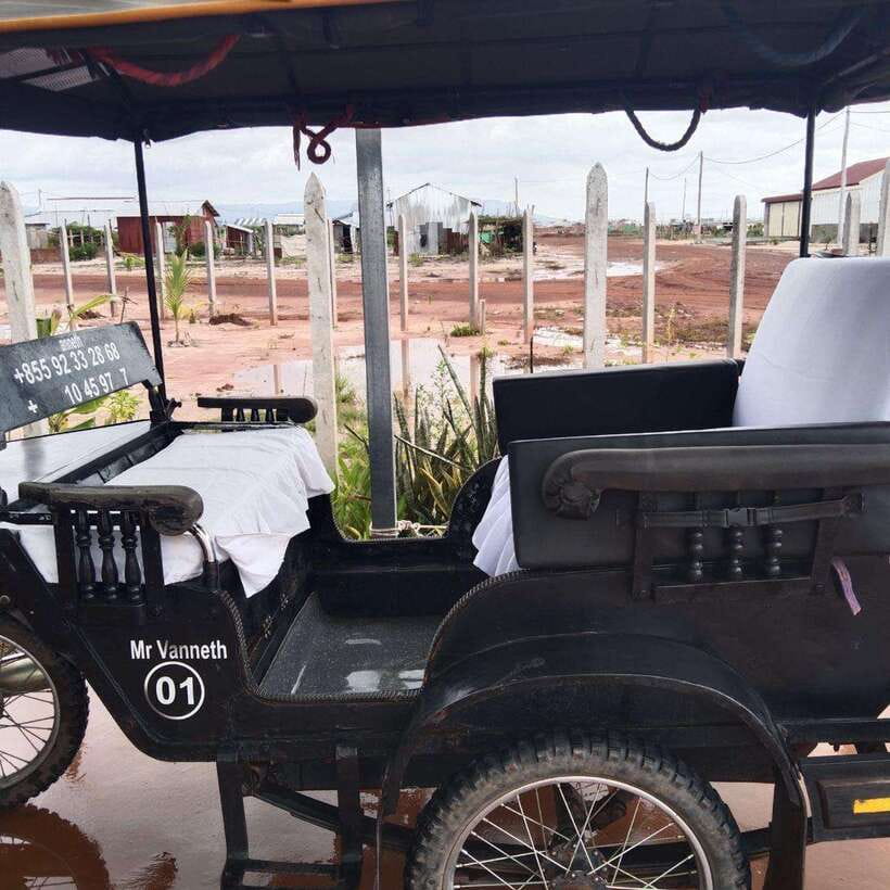 Siem Reap: Angkor Temples Tour by a Private Tuk Tuk - What to bring and how to pace the day
