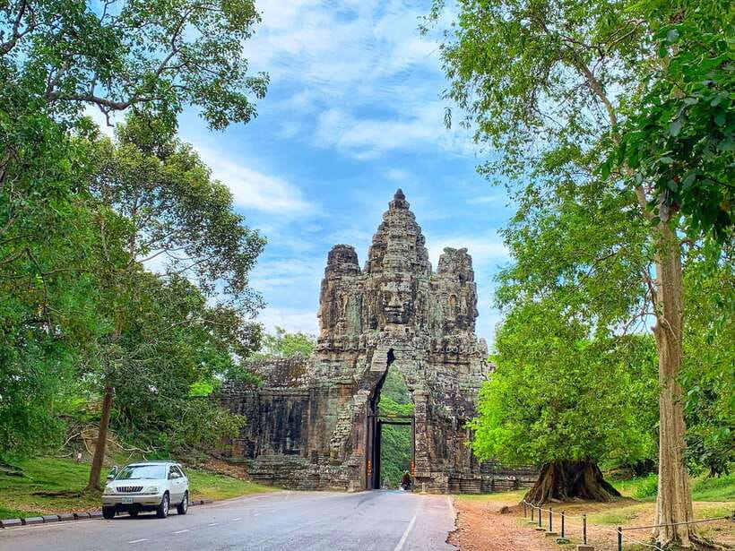 Siem Reap: Angkor Wat Private Tour by Tuk-Tuk - Why a tuk-tuk works so well at Angkor