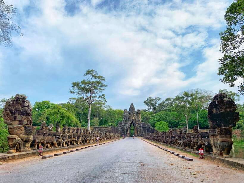 Siem Reap: Angkor Wat Private Tour by Tuk-Tuk - Banteay Kdei and the ride back to Siem Reap