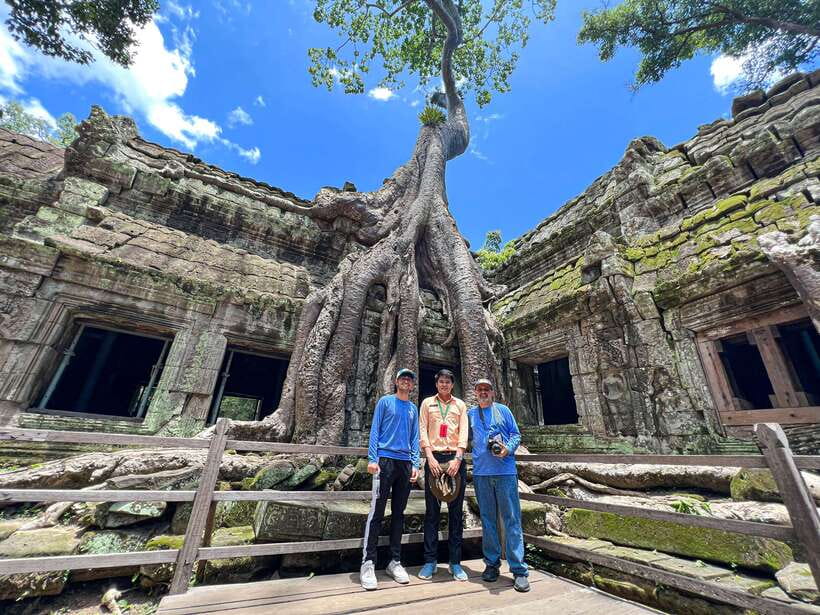 Siem Reap: Angkor Wat Sunrise Tour via Tuk Tuk & Breakfast - A 4:40 am start for Angkor Wat sunrise
