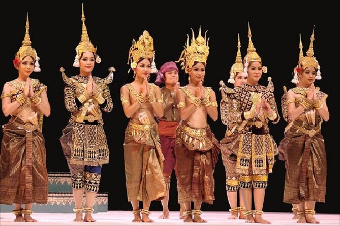 Siem Reap: Apsara Dance Show & Dinner with Tuk-Tuk Transfers - Apsaras, hand gestures, and Khmer stories
