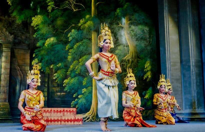 Siem Reap: Apsara Dance Show with Buffet Dinner & Tuk-Tuk... - The tuk-tuk pickup keeps the evening easy