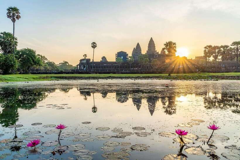 Siem Reap: Full-Day Tuk-Tuk Tour of Angkor Wat Temples - Angkor Wat: Start With Cambodia’s Great Icon