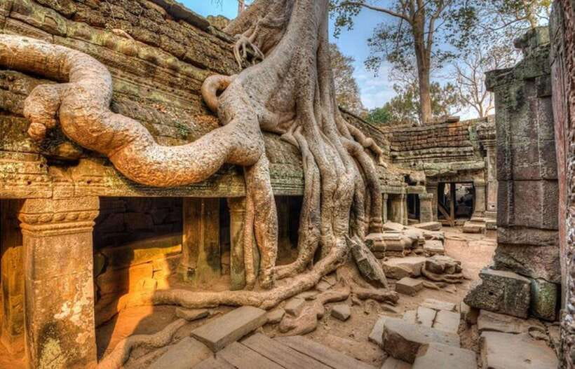 Siem Reap: Full-Day Tuk-Tuk Tour of Angkor Wat Temples - Pre Rup and Mebon on the Grand Circuit