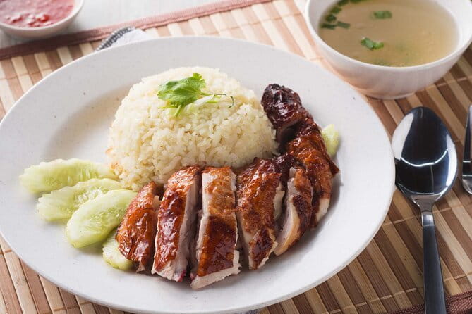 Siem Reap Morning Market & Food Tour by Tuk Tuk - Bai sach morn brings breakfast to the table