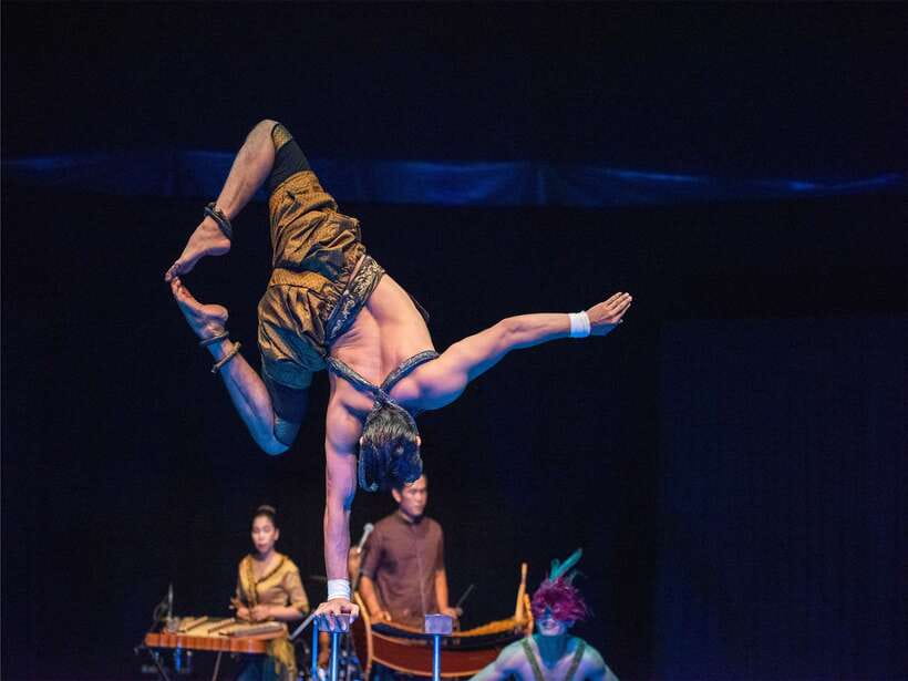 Siem Reap: Phare, Cambodian Circus with Tuk-Tuk Transfers - Planning your evening