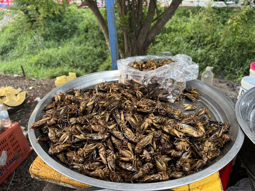 Siem Reap: Street Food Experience by Tuk-Tuk - Street 60 and the famous insect tasting