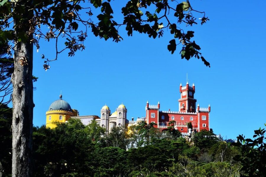 Sintra:1 hour tuk tuk experience to Pena Palace(3 monuments) - Should you book this Sintra tuk tuk tour?