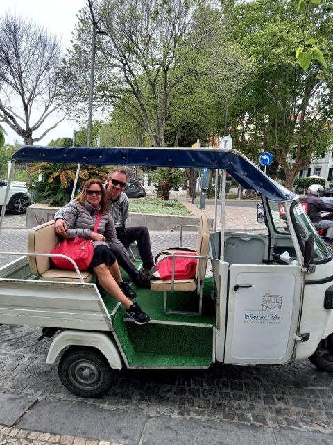 Sintra:1 hour tuk tuk experience to Pena Palace(3 monuments) - A quick look at Chalet Biester