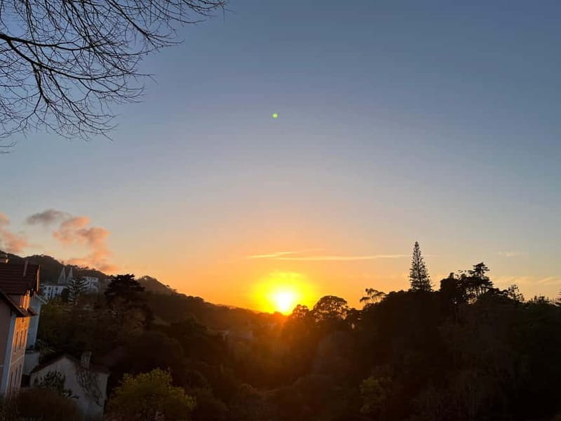 Sintra: 2-Hour Guided Tuk-Tuk Tour - Key points at a glance