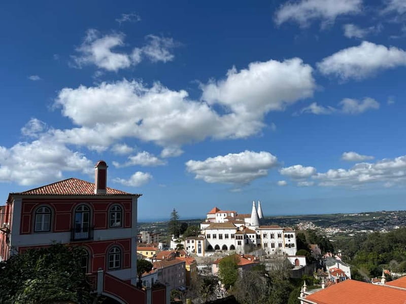 Sintra: 2-Hour Guided Tuk-Tuk Tour - Starting at Sabuga Fountain and Sintra’s historic center