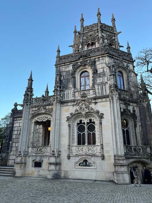 Sintra: 4-Hour Guided Tuk-Tuk Tour - Quinta da Regaleira and the romantic estates
