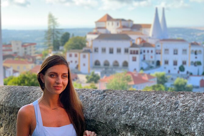 Sintra Electric Tuk Tuk Tour with Local Expert Guides 2h30 - Moorish Castle and Pena Palace viewpoints