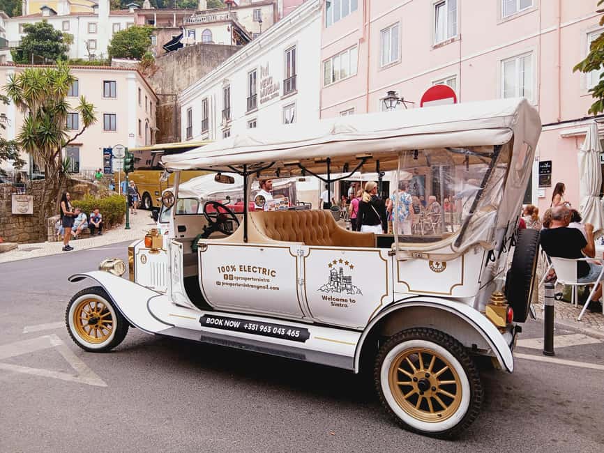 Sintra: Mountain tour by vintage TukTuk - The Moorish Castle and its hilltop views