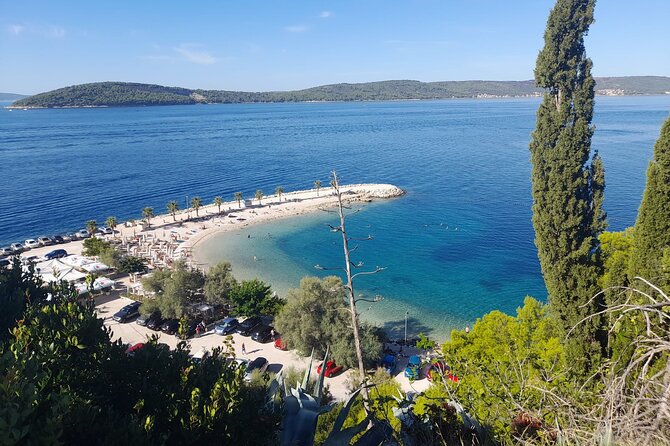 Split Tour by Electric Tuk-Tuk: Top City Highlights - The guides shape the experience