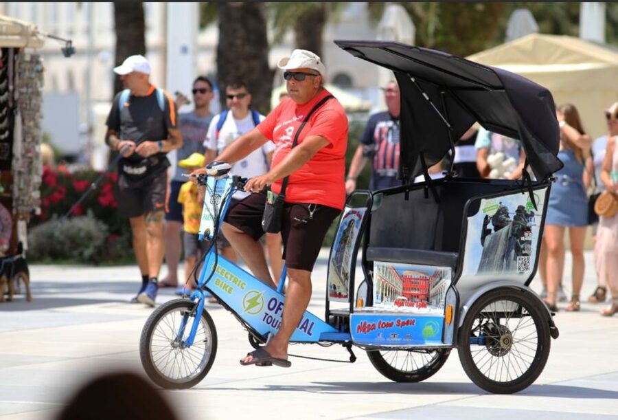 Split Tour in Private Electric Rickshaw - Obojena Beach and the road toward Marjan