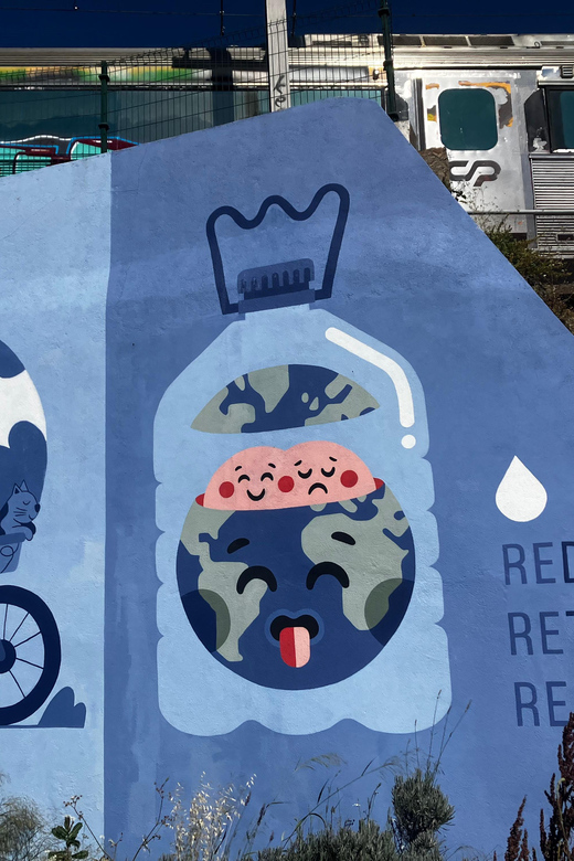 Street Art Lisbon: Tuk Tuk Tour - Starting at Chapéus Lisboetas