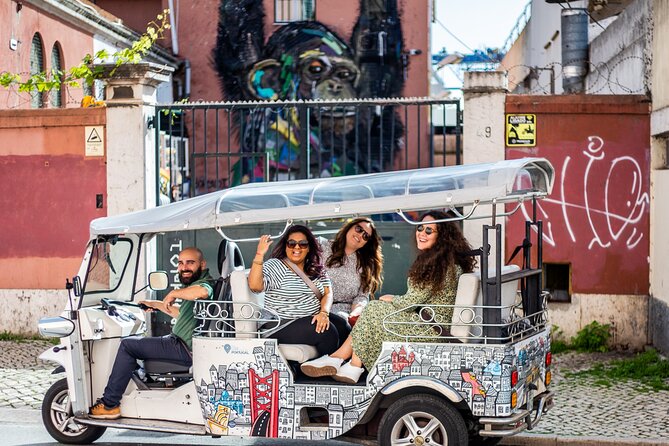 Street Art - Tuk Tuk Tour - Starting at Hard Rock Cafe or from Baixa