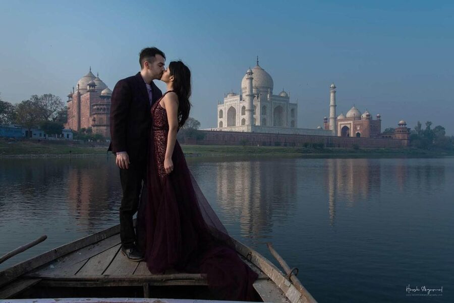 Sunrise Taj Mahal, Agra Fort & Mehtab Bagh Tour by Tuk Tuk - Starting before sunrise at the Taj Mahal
