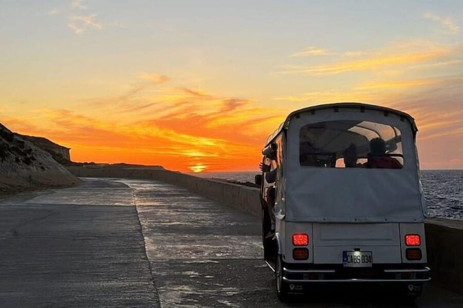 Sunset Tuk Tuk Tour in Gozo & Blue Lagoon (Comino) - What the Blue Lagoon swim is really like