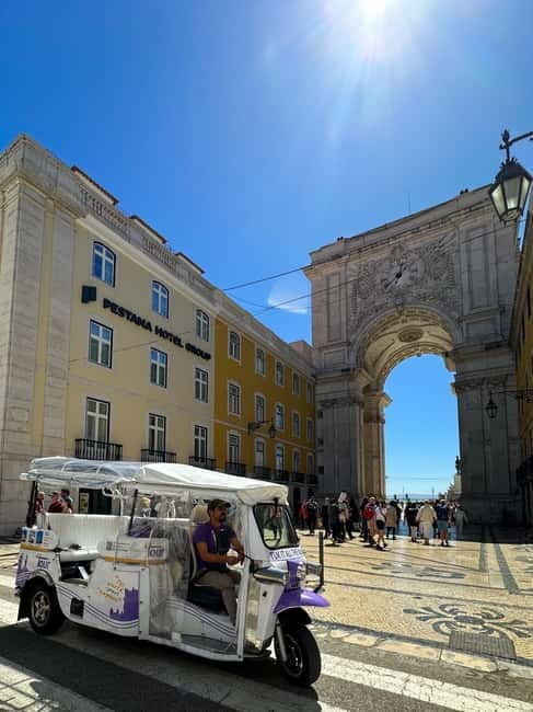 The 7 Hills of Lisbon Tuk Tuk Tour (4-hours) - Chiado, São Roque, and the view from Bairro Alto