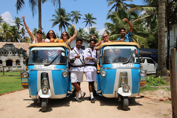 "THE ORIGINALS" Tuk Tuk Safari Colombo, the first and the best. - Lunch by the sea