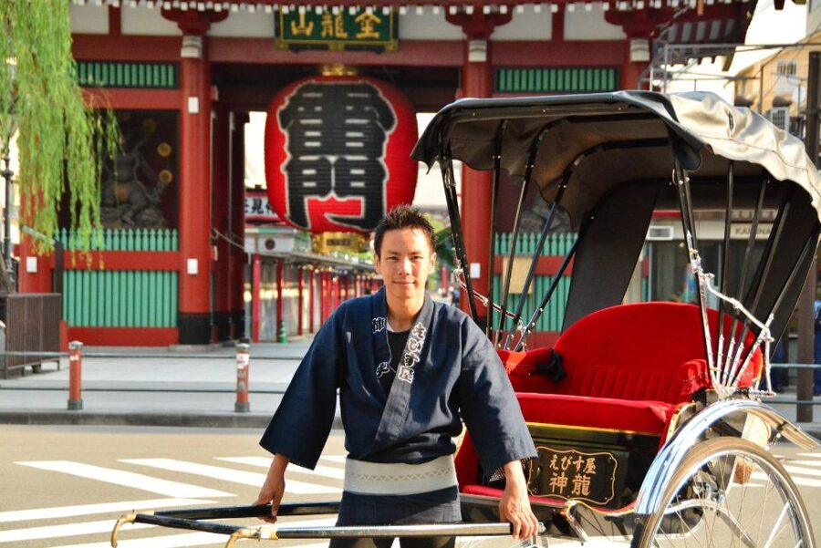 Tokyo: Asakusa Sightseeing Tour by Rickshaw - Senso-ji, Asakusa Shrine, and the rituals of old Tokyo