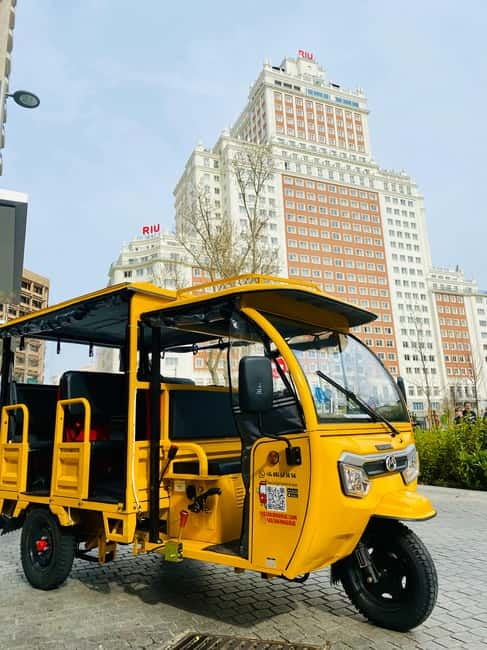Tour en Tuk Tuk por lo mejor de Madrid - What the price really means