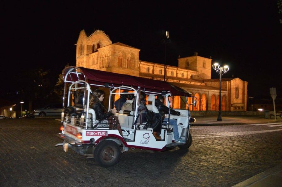 Tour Guiado En Tuk Tuk Recorre Avila De La Forma Mas Comoda - Why a Tuk Tuk Works So Well in Ávila