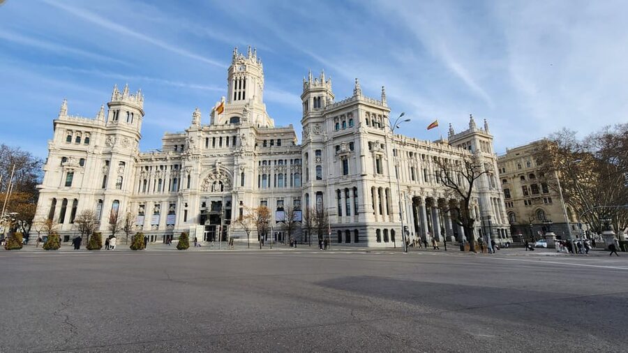 Tour Madrid: Secrets in a Electric Tuk Tuk - Key points to know before booking