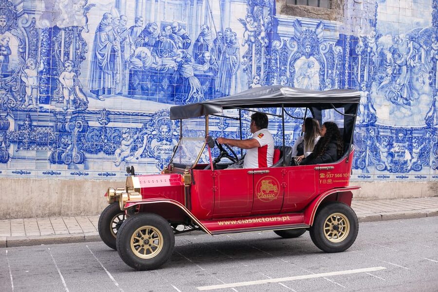 Tour Porto: Classic Adventure in Electric Tuk Tuk - Practical details before you go