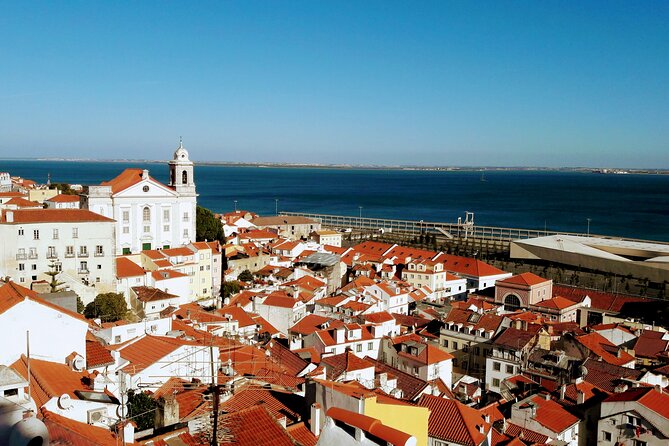 Tour Tuk Tuk Lisbon-Belem 4 H Free Pick-up - Guides, comfort, and the real pace