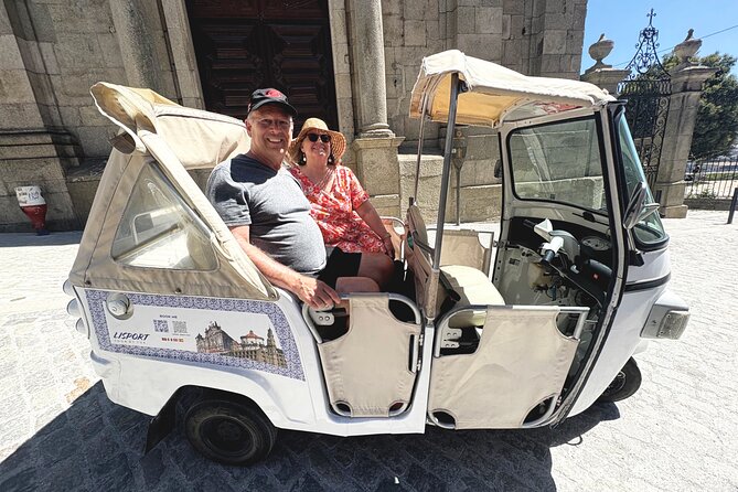 Tours in the Port DE Tuk Tuk - Why a tuk tuk works well in Porto