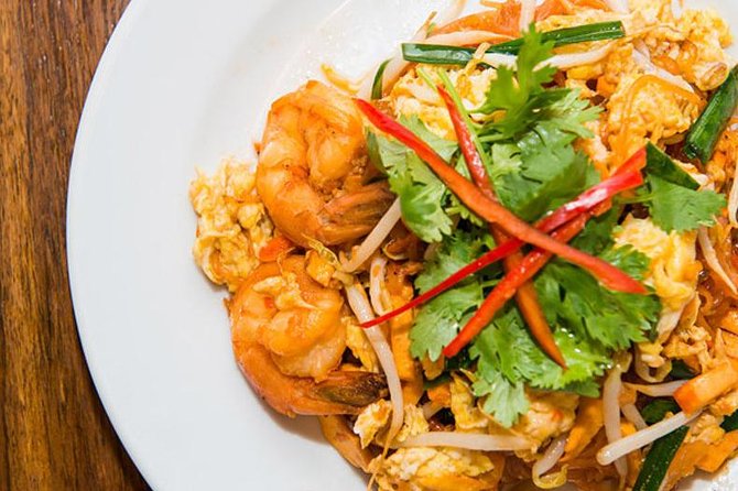 Tuk Tuk Bangkok Private Tour: WW2 Pad Thai, 360-Viewpoint, Chinatown (Pickup) - Pickup along Bangkok’s BTS corridor