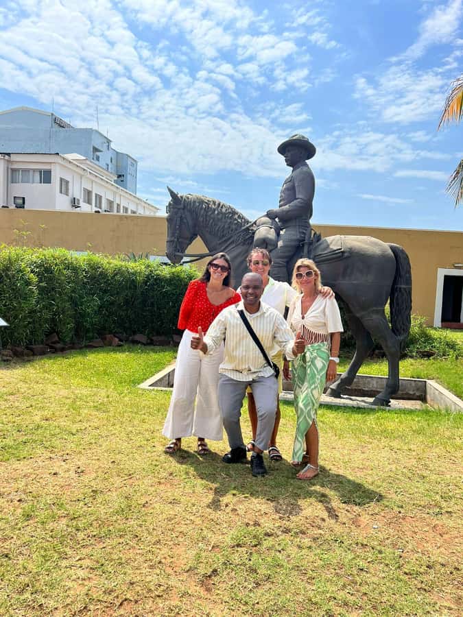TUK TUK MAPUTO CITY TOUR - The Botanical Garden and a Change of Pace