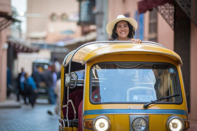 Tuk Tuk Marrakech Private Tour with Pickup - Bahia Palace rewards a closer look