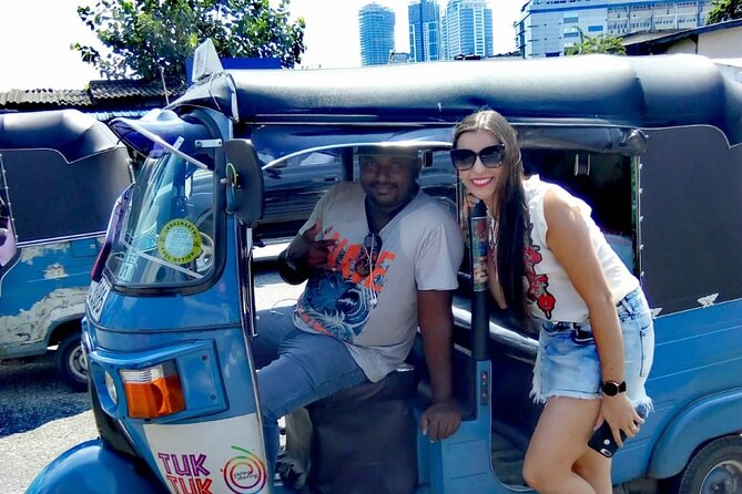 Tuk Tuk Private Safari Tour Exploring Sri Lanka's Capital Colombo - Pettah’s Red Mosque and the city’s trading quarter