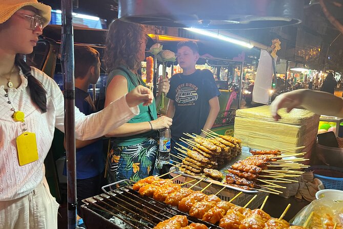 Tuk-tuk Private Tour in Bangkok by Night with Chinatown meal - Chinatown, street food, and dessert on Yaowarat Road