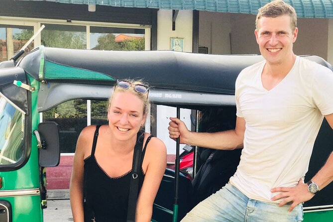 Tuk Tuk Rental in Sri Lanka - Who will get the most from this rental