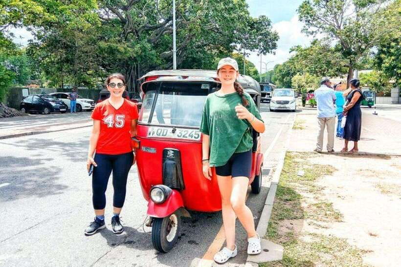 Tuk Tuk Tales of Colombo From Cruies - Galle Face Green and the Indian Ocean