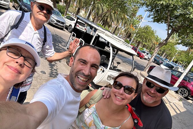Tuk Tuk Tour in Alicante - Casa Carbonell and the city’s grand front door